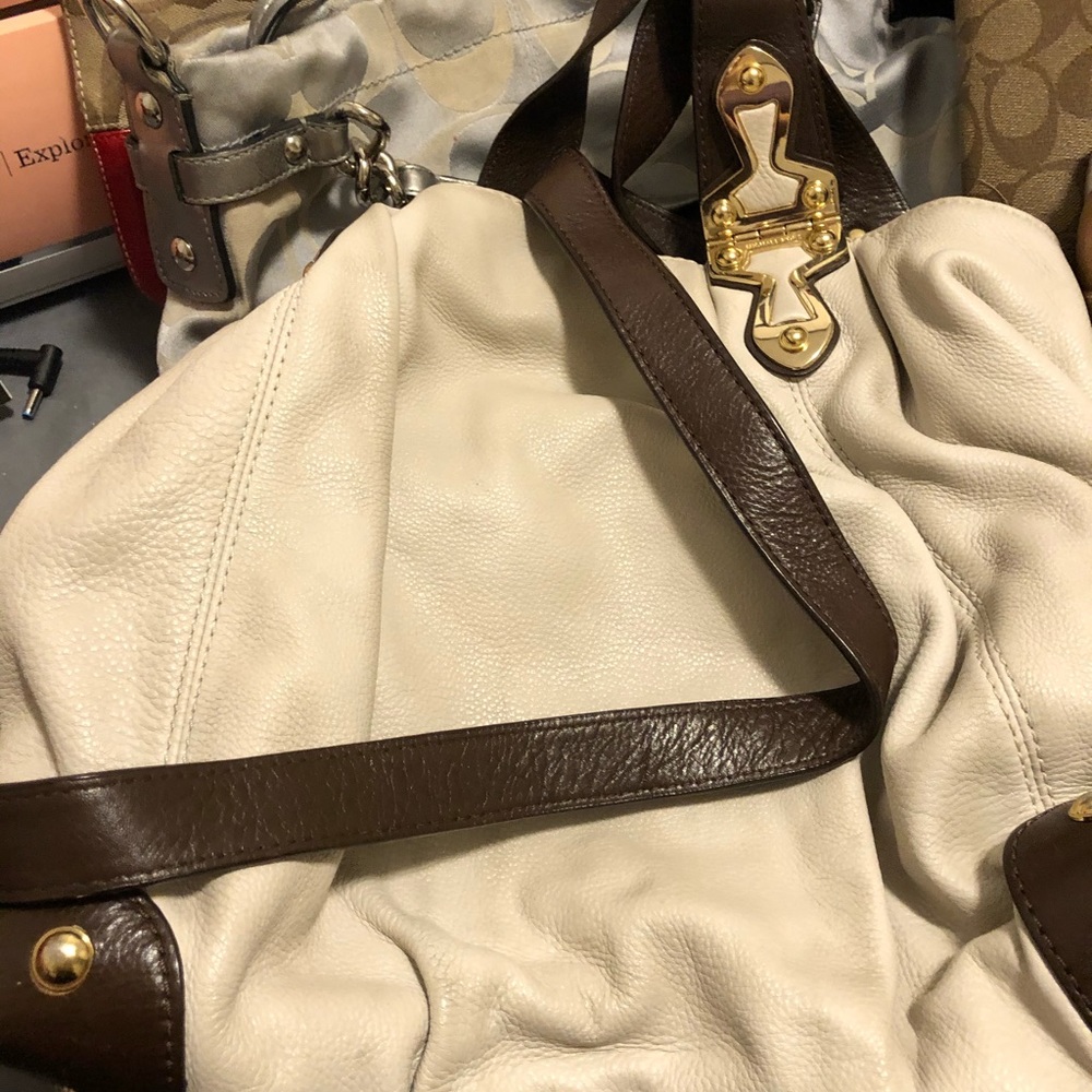 Purses - Picture 8 of 8